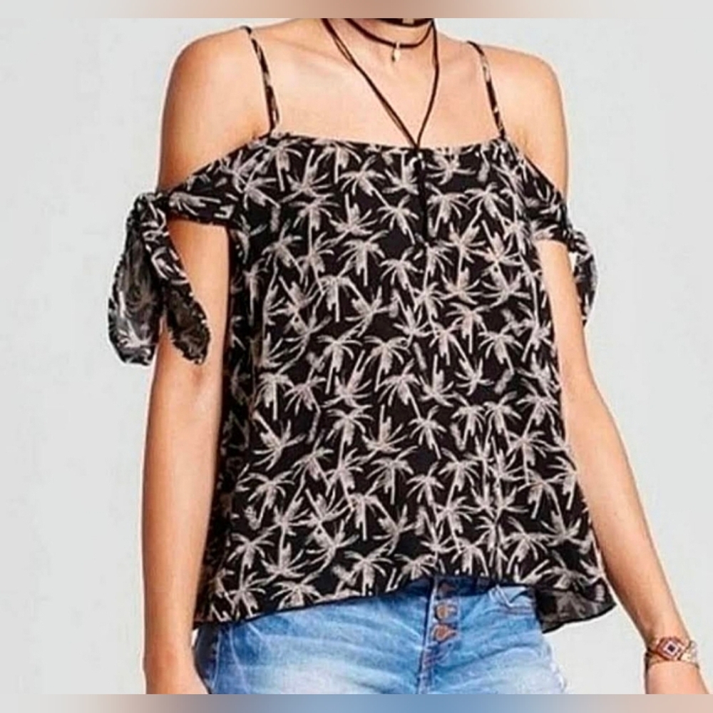 Mossimo Leaf Palm Tree Black & Tan Cold Shoulder Blouse. XL
